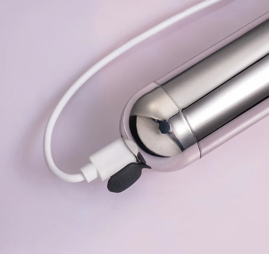 Vellora Light Scalp Massager Brush